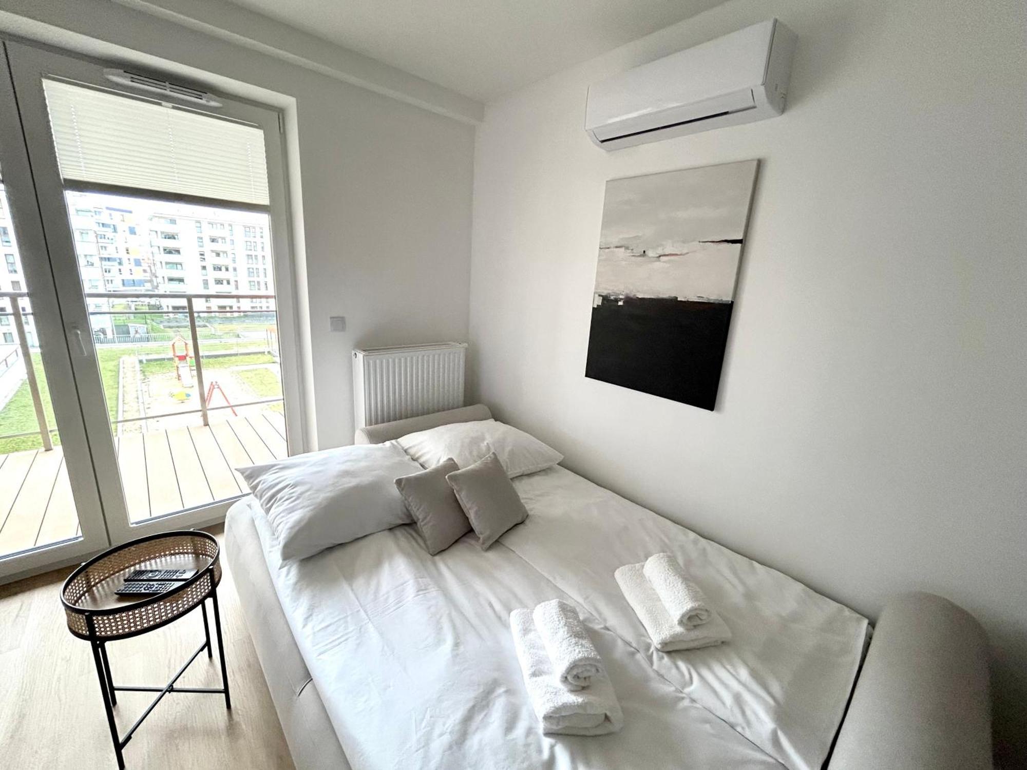 Apartament Lina Koralowa Samodzielne Zameldowanie Self Check-In Lublin Kültér fotó
